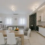 Vila Dagovi Vrsine